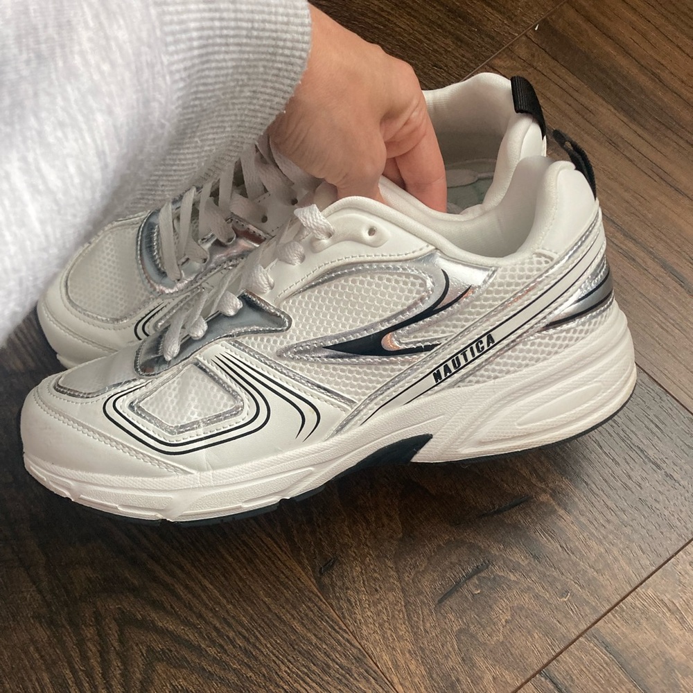 Nautica White and Black Athletic Shoes
